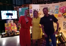 Leon van den Oord en 'zijn' Aardappelmeisjes